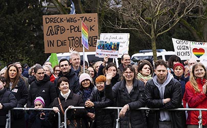 AFD Demonstration und Gegendemo im Düsseldorfer Zooviertel